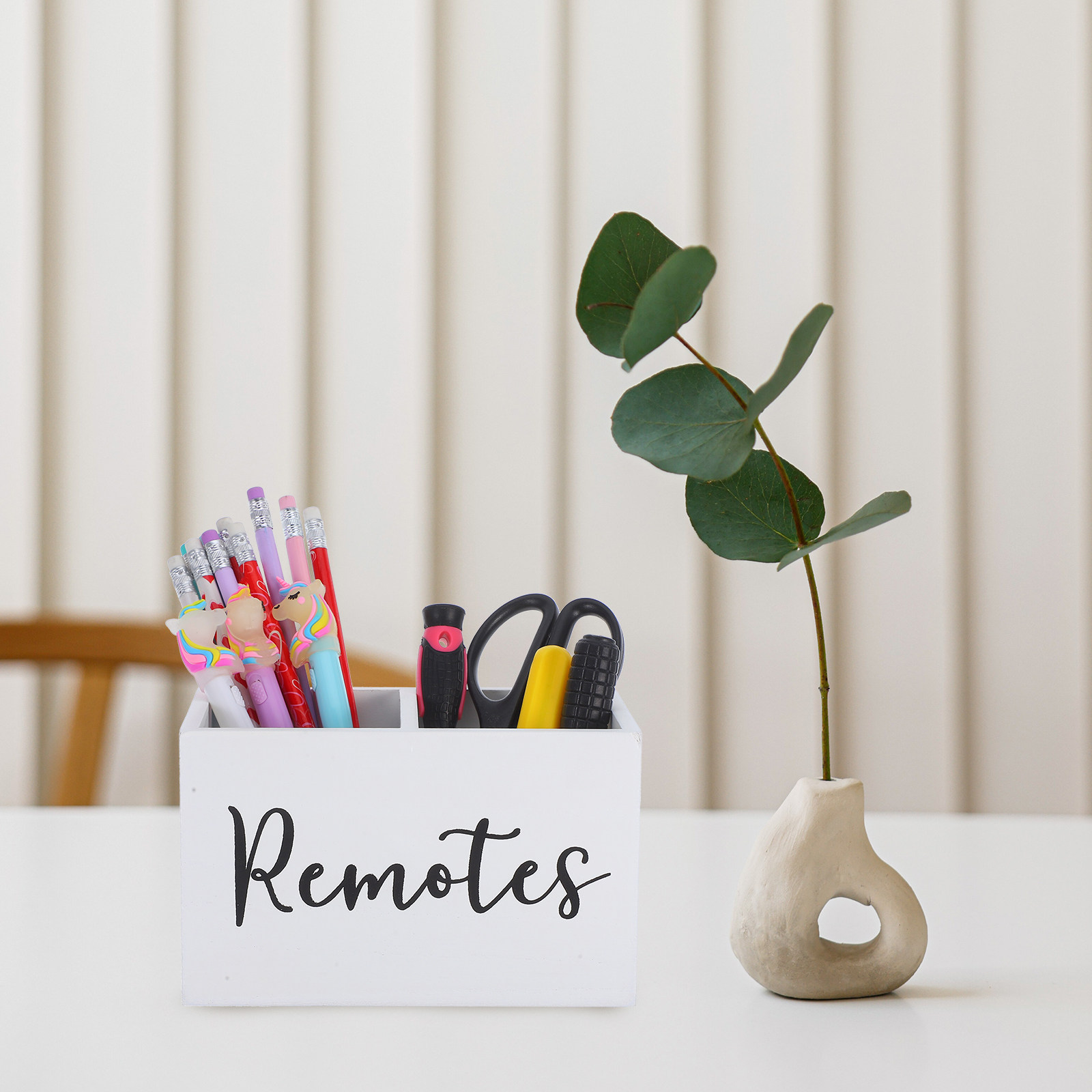 Rustic Wood Remote Control Hol - Food Storage Room reseña y precio
